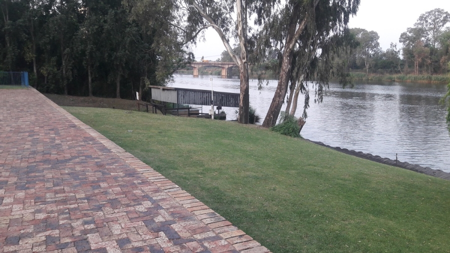 3 Bedroom Property for Sale in Riverspray Lifestyle Estate Gauteng