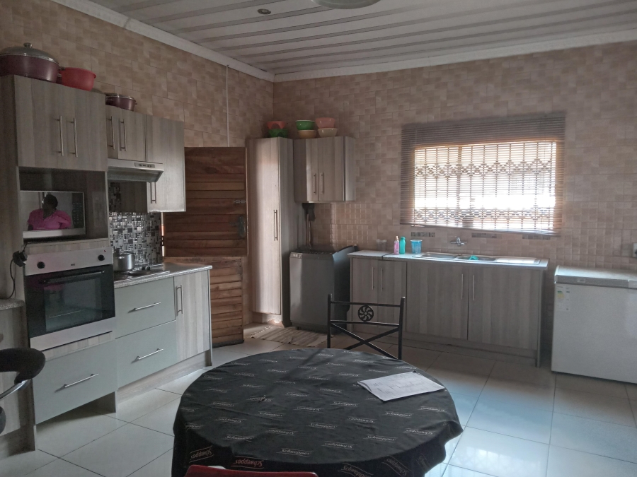 2 Bedroom Property for Sale in Bophelong Gauteng