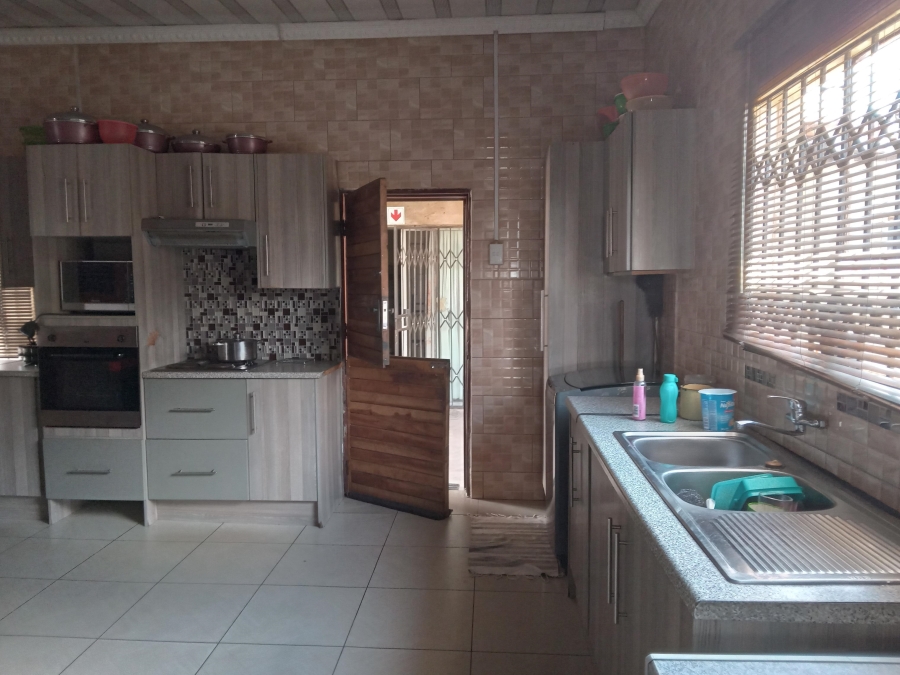 2 Bedroom Property for Sale in Bophelong Gauteng