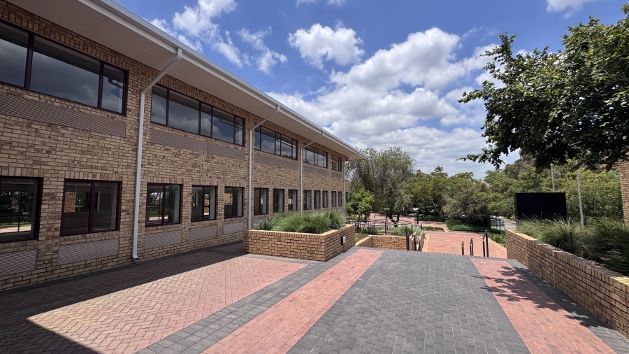 To Let commercial Property for Rent in Vorna Valley Gauteng