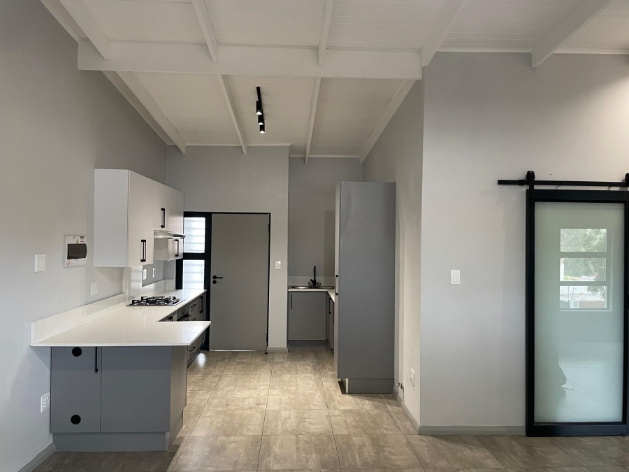 2 Bedroom Property for Sale in Alphen Park Gauteng