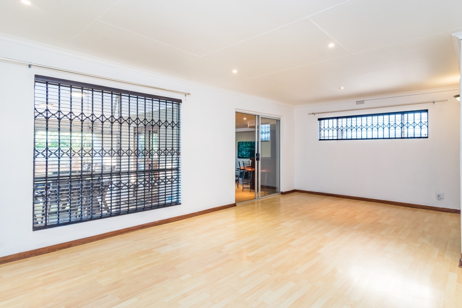 4 Bedroom Property for Sale in Helderkruin Gauteng