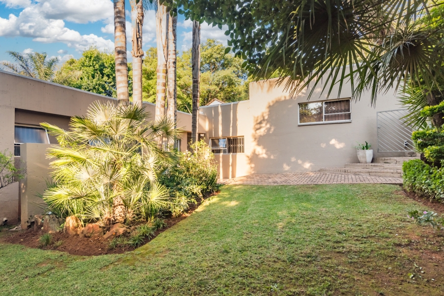 4 Bedroom Property for Sale in Helderkruin Gauteng