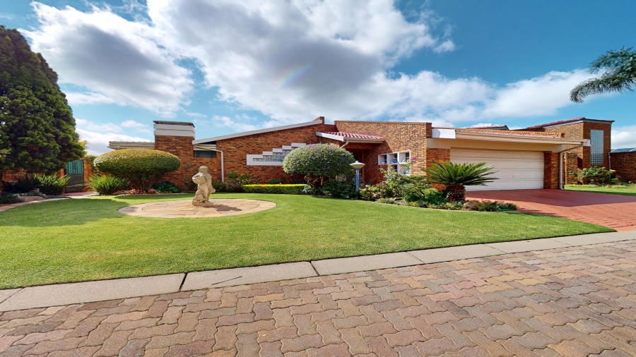 3 Bedroom Property for Sale in Beyers Park Gauteng