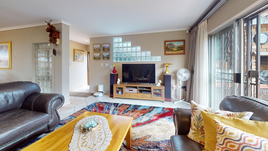 3 Bedroom Property for Sale in Beyers Park Gauteng