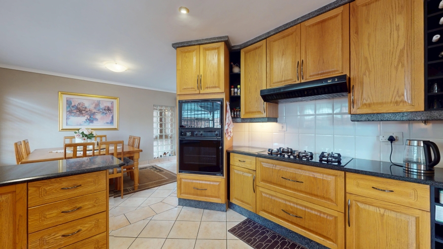 3 Bedroom Property for Sale in Beyers Park Gauteng