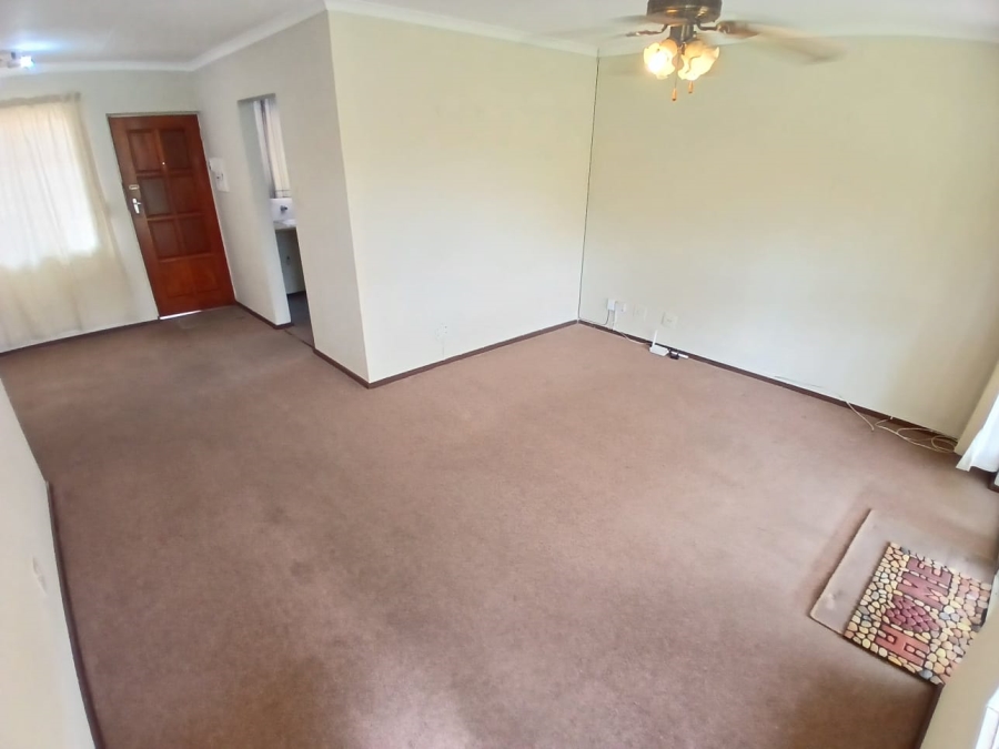 To Let 3 Bedroom Property for Rent in Garsfontein Gauteng