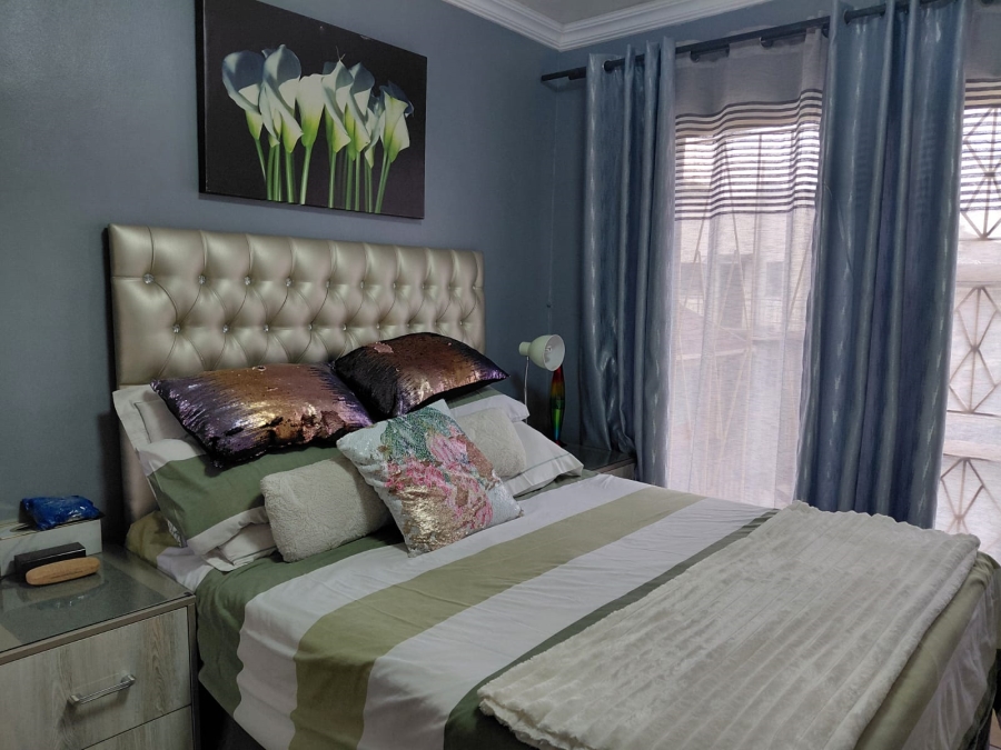 7 Bedroom Property for Sale in Actonville Gauteng