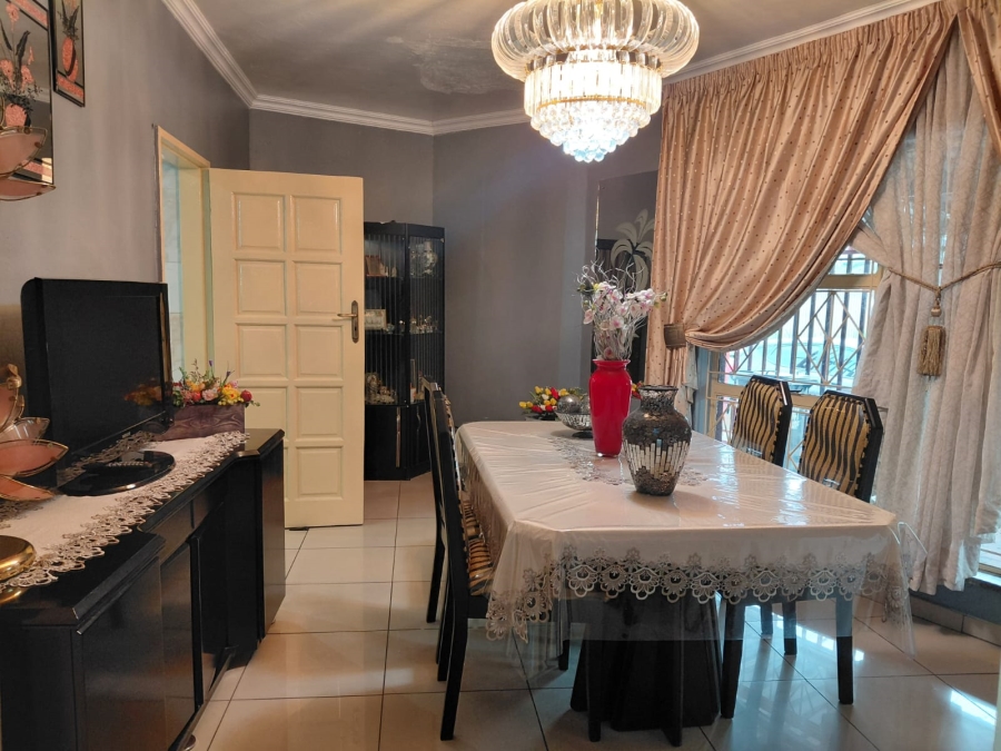 7 Bedroom Property for Sale in Actonville Gauteng