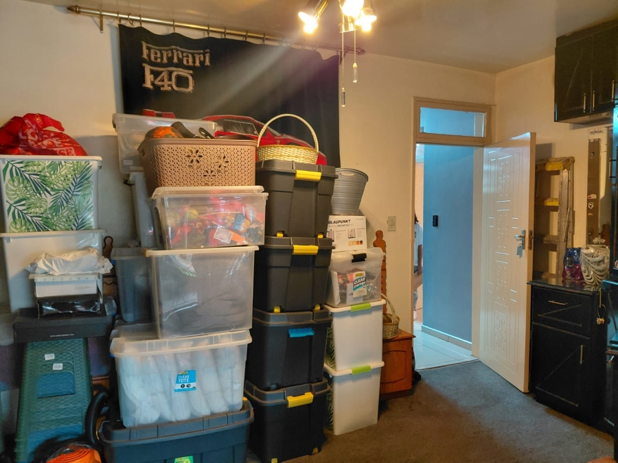 7 Bedroom Property for Sale in Actonville Gauteng