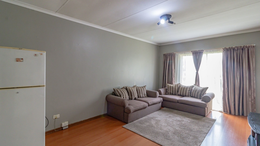 2 Bedroom Property for Sale in Dunsevern Gauteng