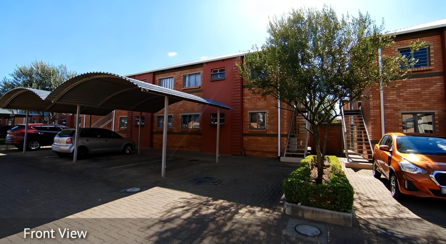 2 Bedroom Property for Sale in Andeon AH Gauteng