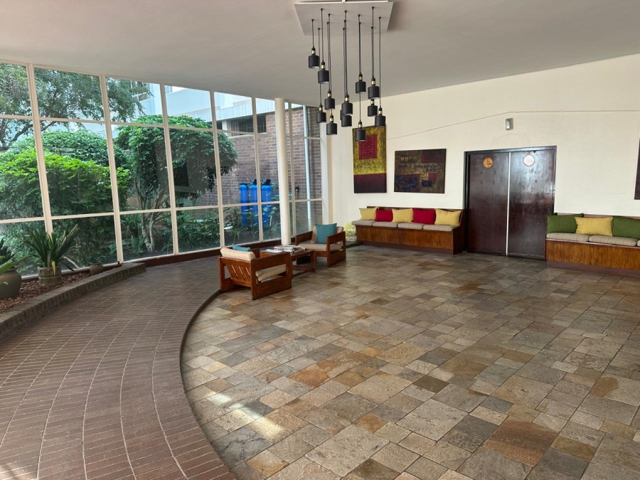 2 Bedroom Property for Sale in Atholl Gauteng