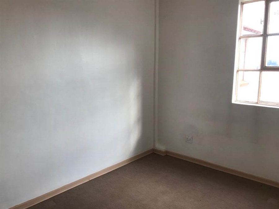 To Let 2 Bedroom Property for Rent in Booysens Gauteng