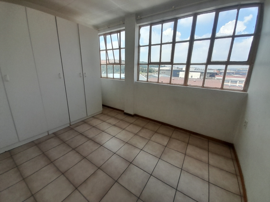 To Let 2 Bedroom Property for Rent in Booysens Gauteng
