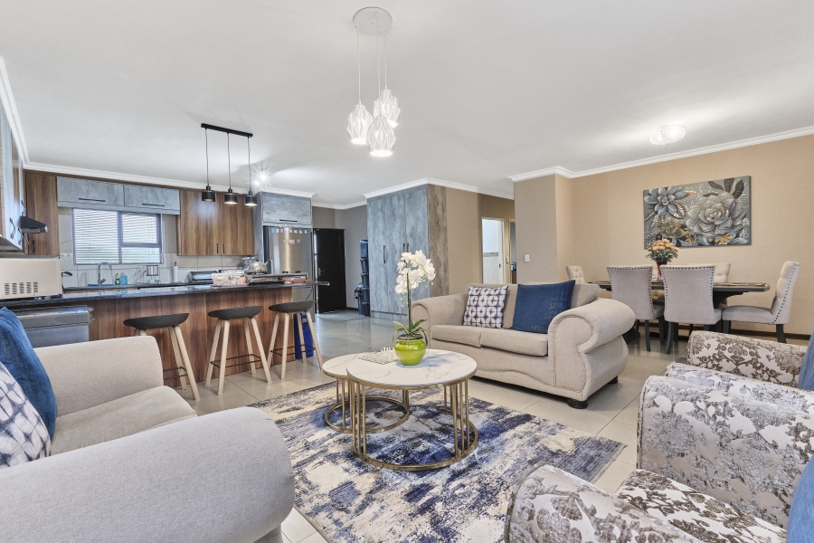 3 Bedroom Property for Sale in Barbeque Downs Gauteng