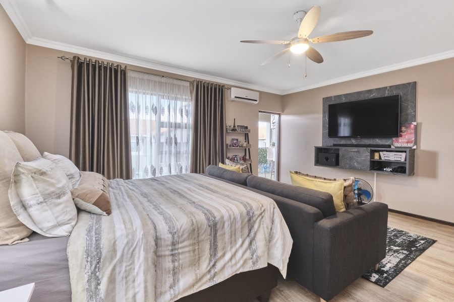 3 Bedroom Property for Sale in Barbeque Downs Gauteng