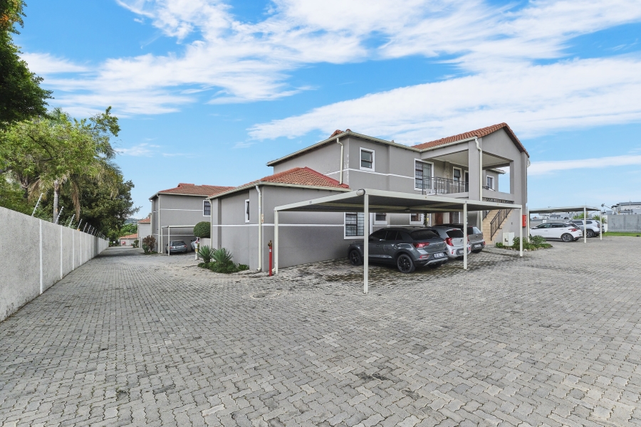 3 Bedroom Property for Sale in Barbeque Downs Gauteng