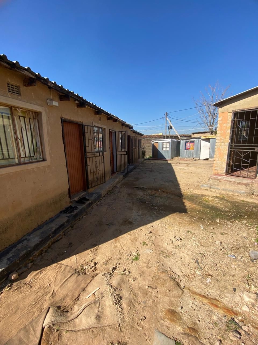 2 Bedroom Property for Sale in Dobsonville Gauteng