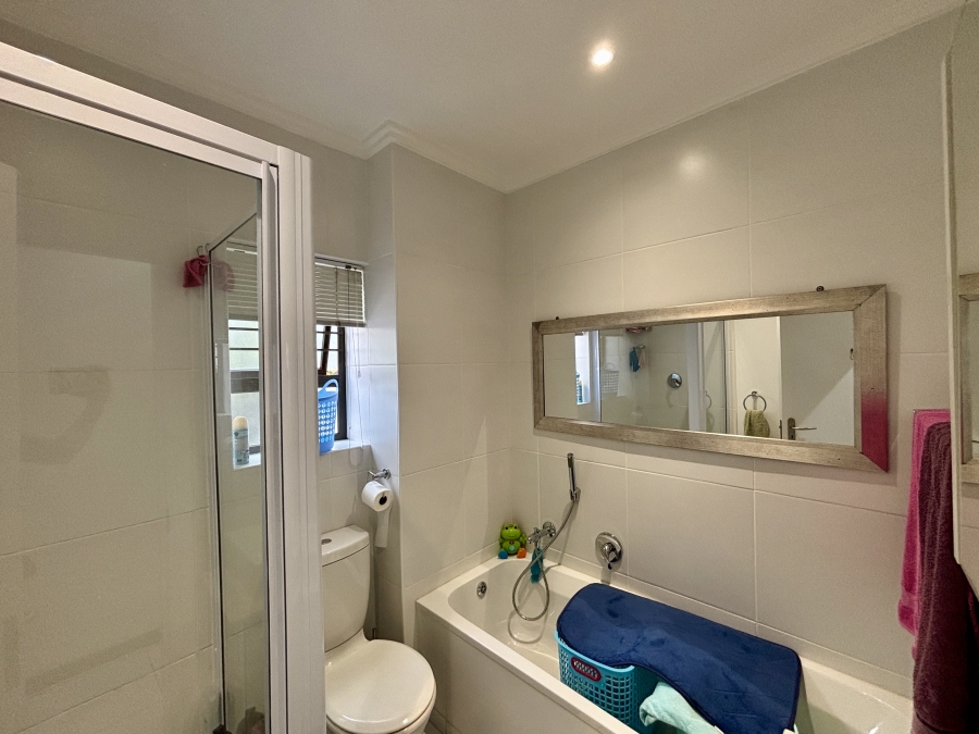 To Let 2 Bedroom Property for Rent in Barbeque Downs Gauteng