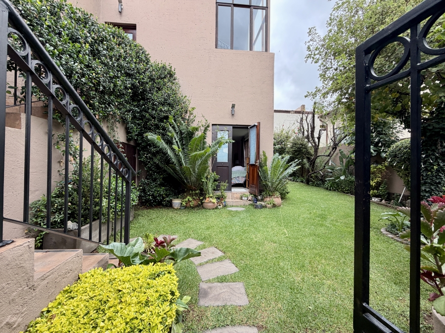 1 Bedroom Property for Sale in Barbeque Downs Gauteng