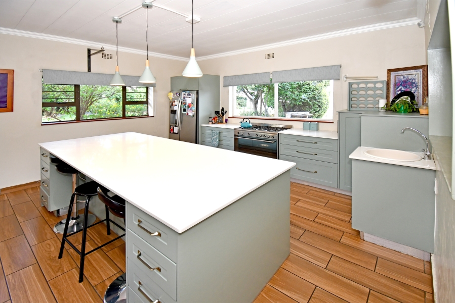 3 Bedroom Property for Sale in Barbeque Downs Gauteng