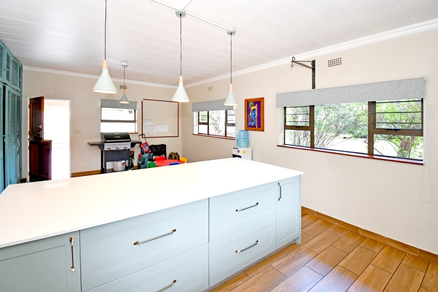 3 Bedroom Property for Sale in Barbeque Downs Gauteng