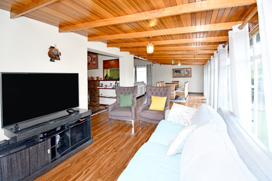 3 Bedroom Property for Sale in Barbeque Downs Gauteng