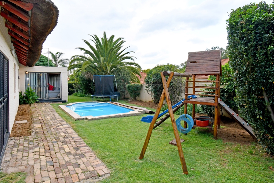 3 Bedroom Property for Sale in Barbeque Downs Gauteng