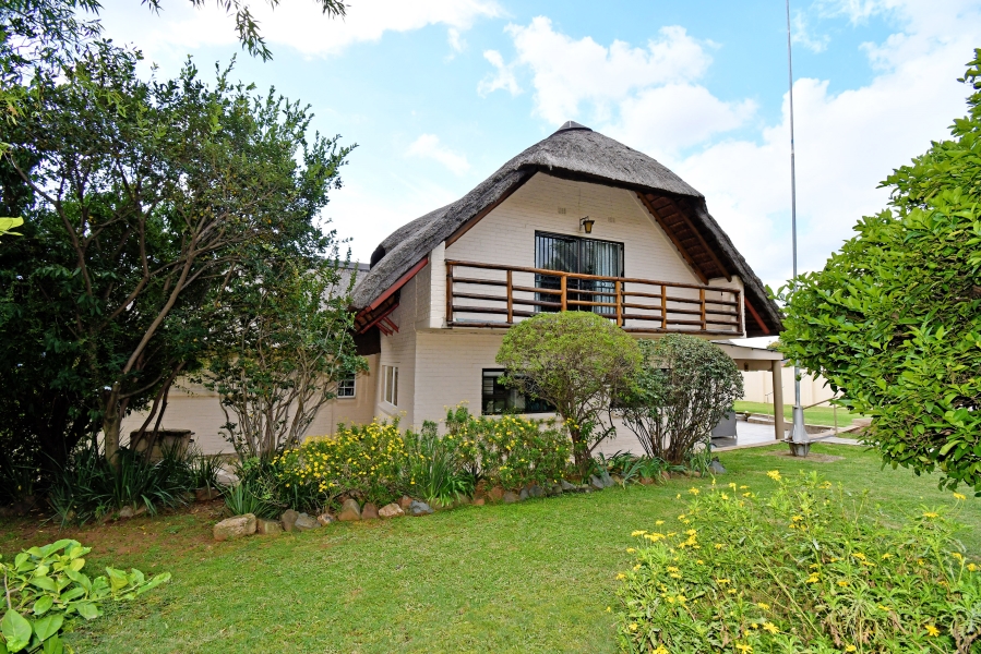 3 Bedroom Property for Sale in Barbeque Downs Gauteng