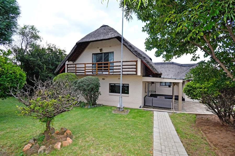 3 Bedroom Property for Sale in Barbeque Downs Gauteng