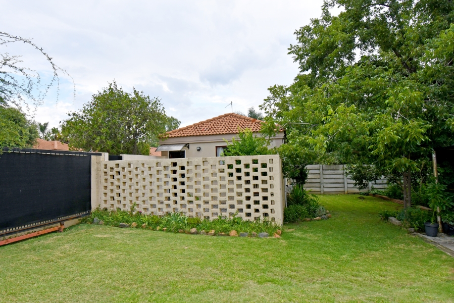 3 Bedroom Property for Sale in Barbeque Downs Gauteng