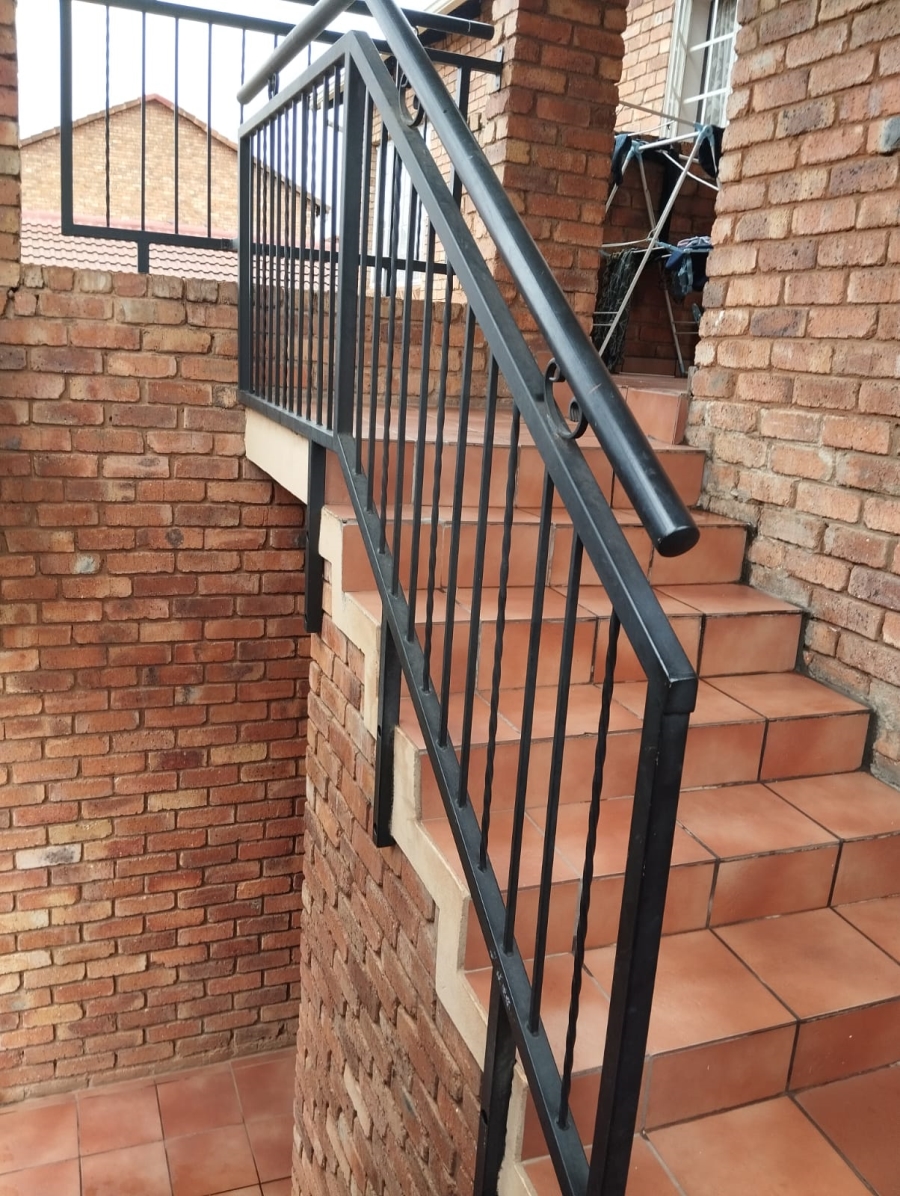 2 Bedroom Property for Sale in Celtisdal Gauteng