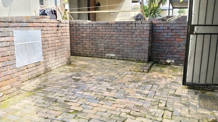 2 Bedroom Property for Sale in Sugar Bush Estate Gauteng