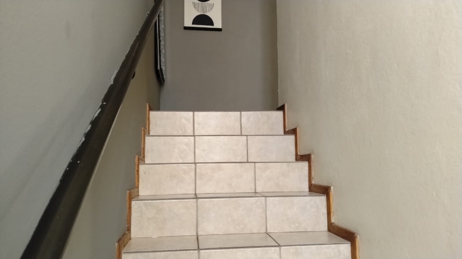 2 Bedroom Property for Sale in Sugar Bush Estate Gauteng