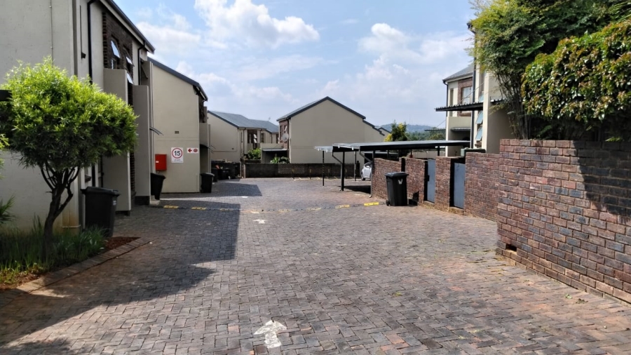 2 Bedroom Property for Sale in Sugar Bush Estate Gauteng