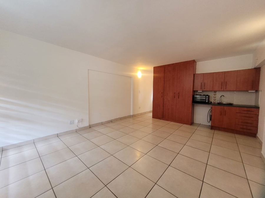 1 Bedroom Property for Sale in Roodepoort Gauteng