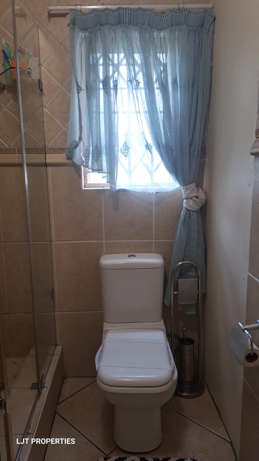 To Let 2 Bedroom Property for Rent in Bedfordview Gauteng