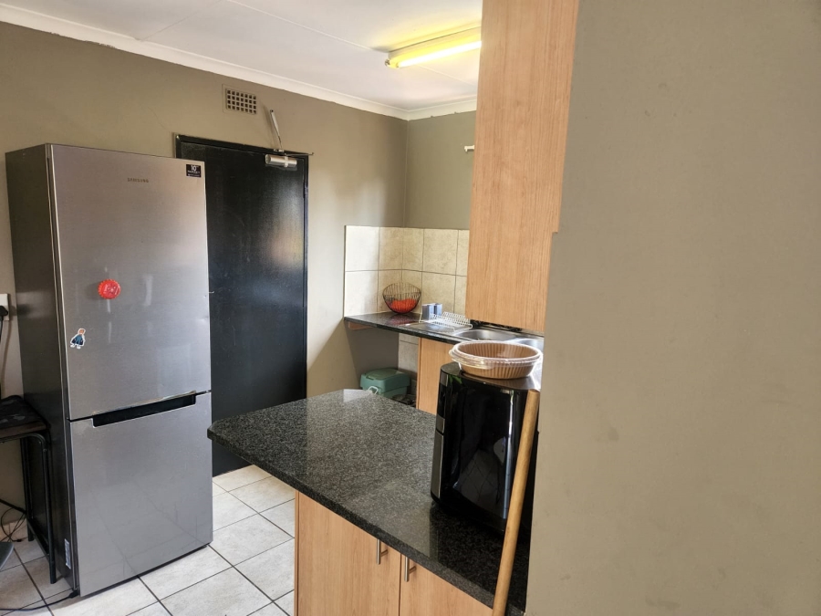 2 Bedroom Property for Sale in Olympus AH Gauteng