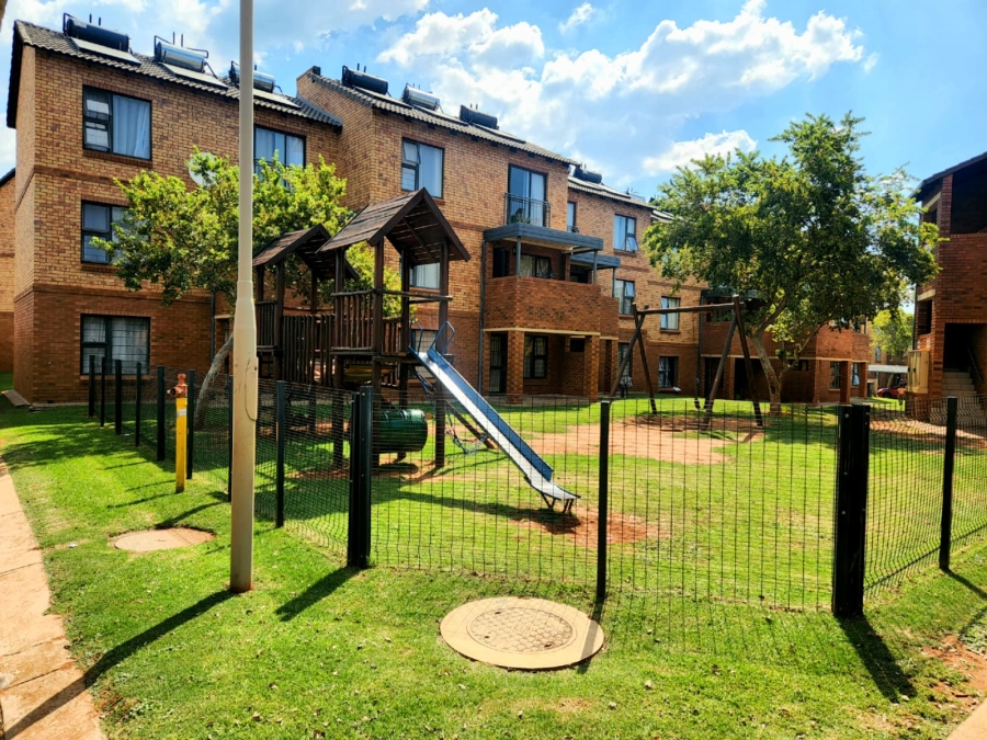 2 Bedroom Property for Sale in Olympus AH Gauteng