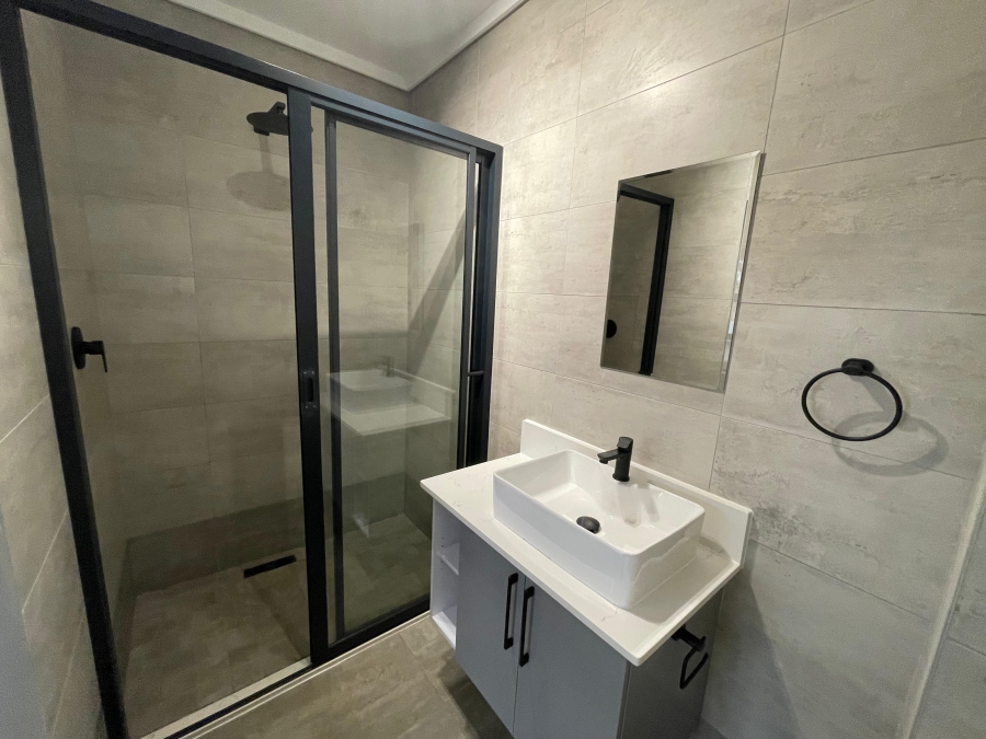 To Let 2 Bedroom Property for Rent in Alphen Park Gauteng