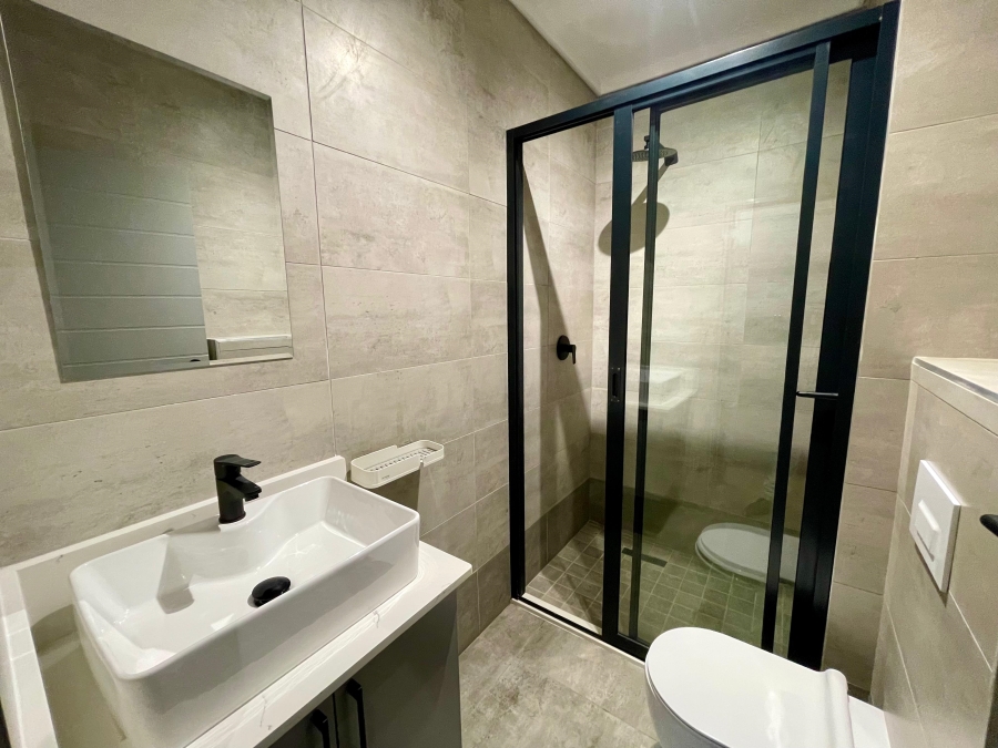 To Let 2 Bedroom Property for Rent in Alphen Park Gauteng