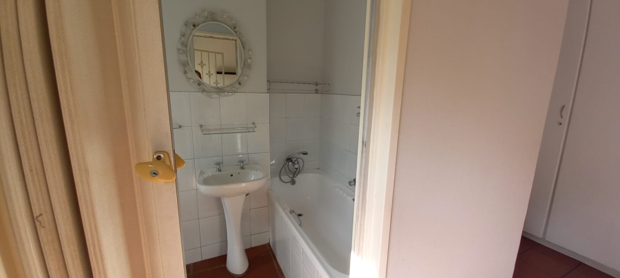 To Let 3 Bedroom Property for Rent in Rietondale Gauteng