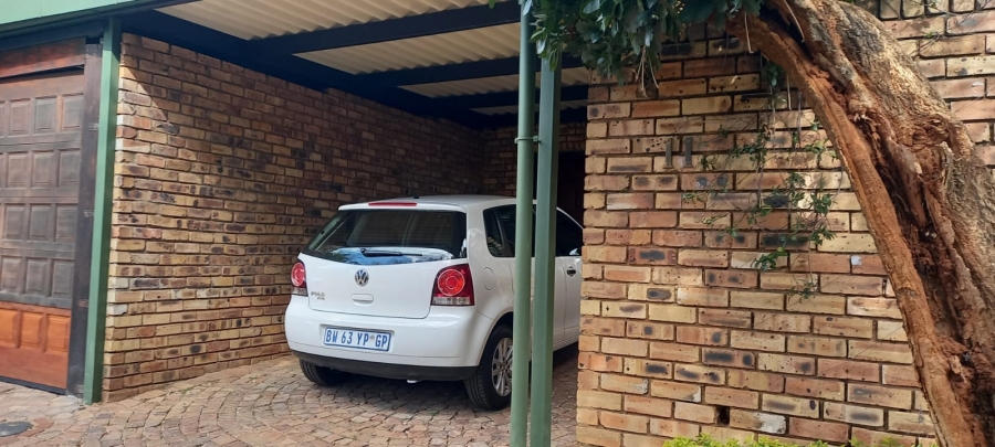 To Let 3 Bedroom Property for Rent in Rietondale Gauteng