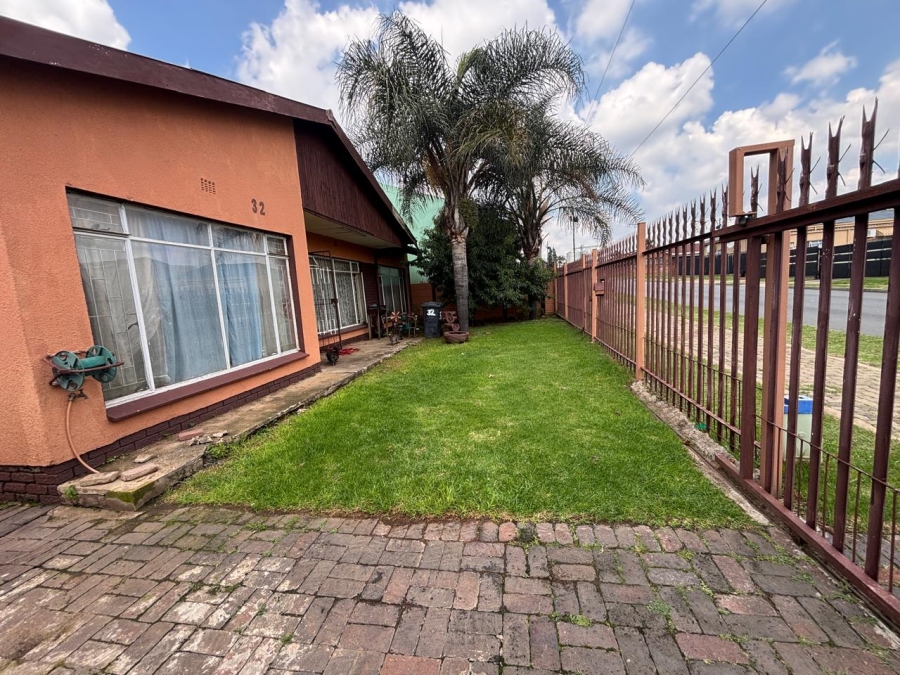 4 Bedroom Property for Sale in Krugersdorp West Gauteng