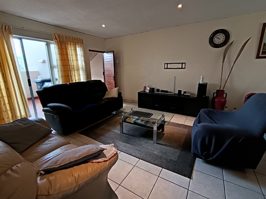 2 Bedroom Property for Sale in Glenanda Gauteng