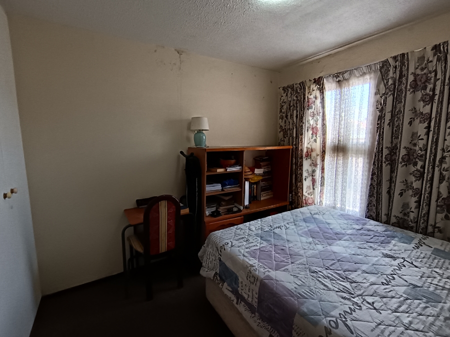 2 Bedroom Property for Sale in Glenanda Gauteng