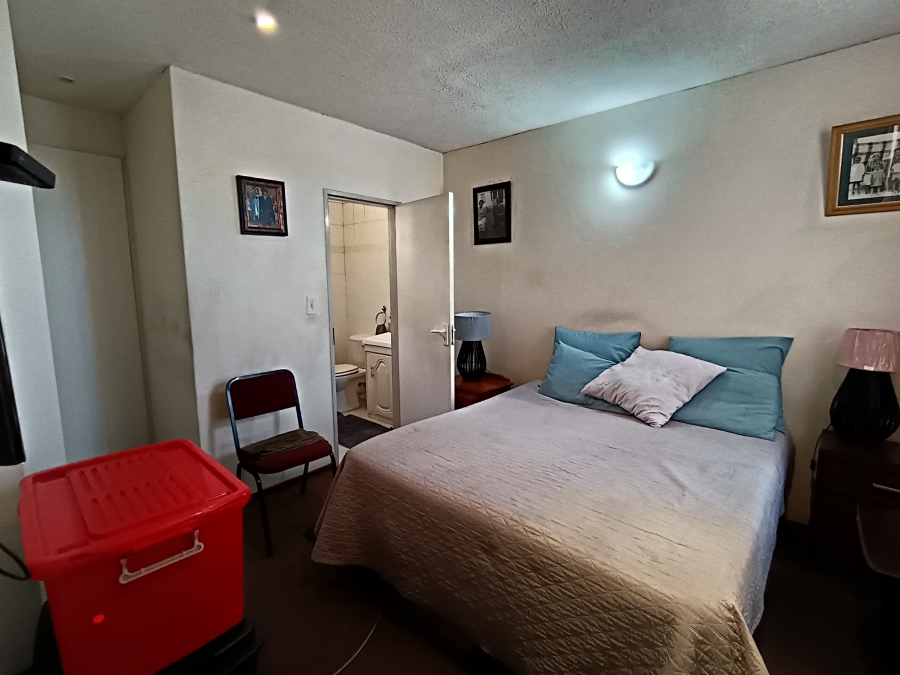 2 Bedroom Property for Sale in Glenanda Gauteng