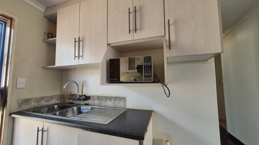 3 Bedroom Property for Sale in Crystal Park Gauteng