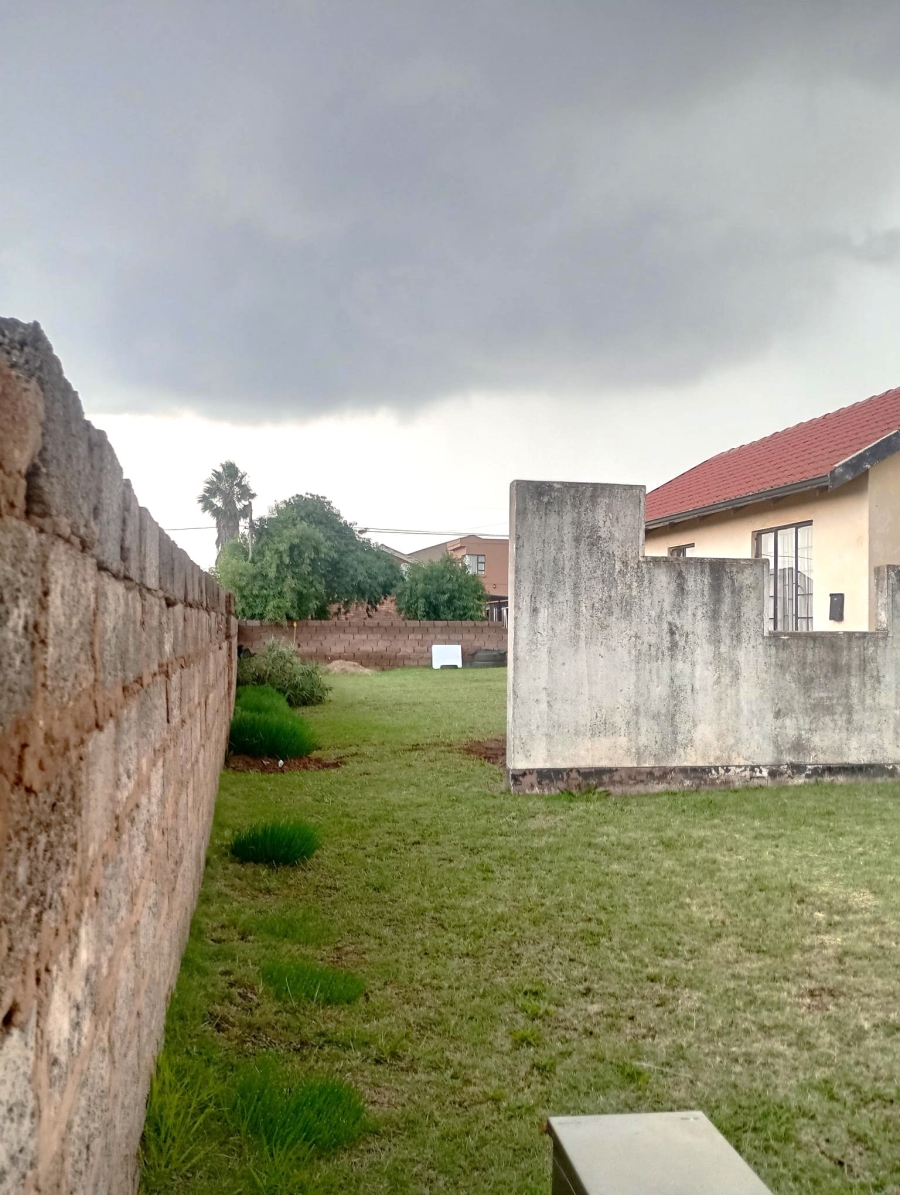 3 Bedroom Property for Sale in Vosloorus Ext 2 Gauteng